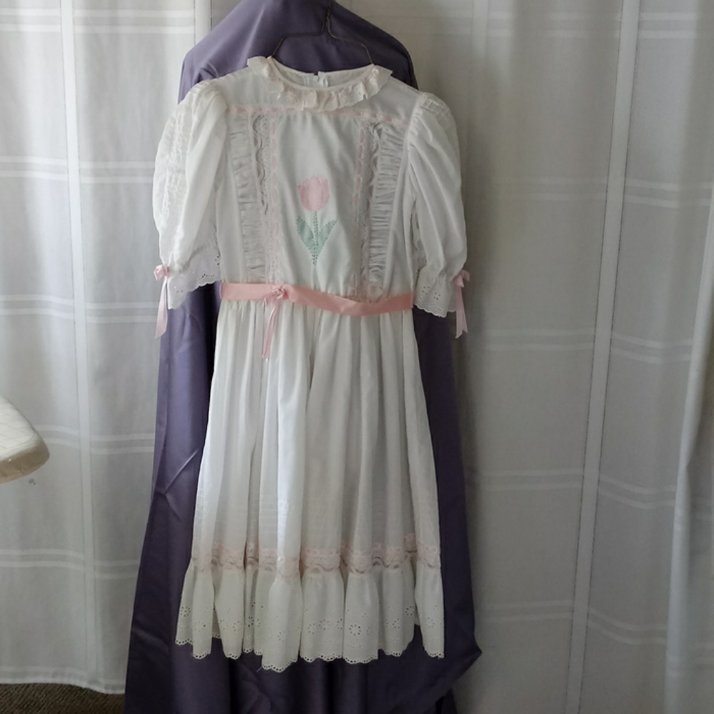Child' dress